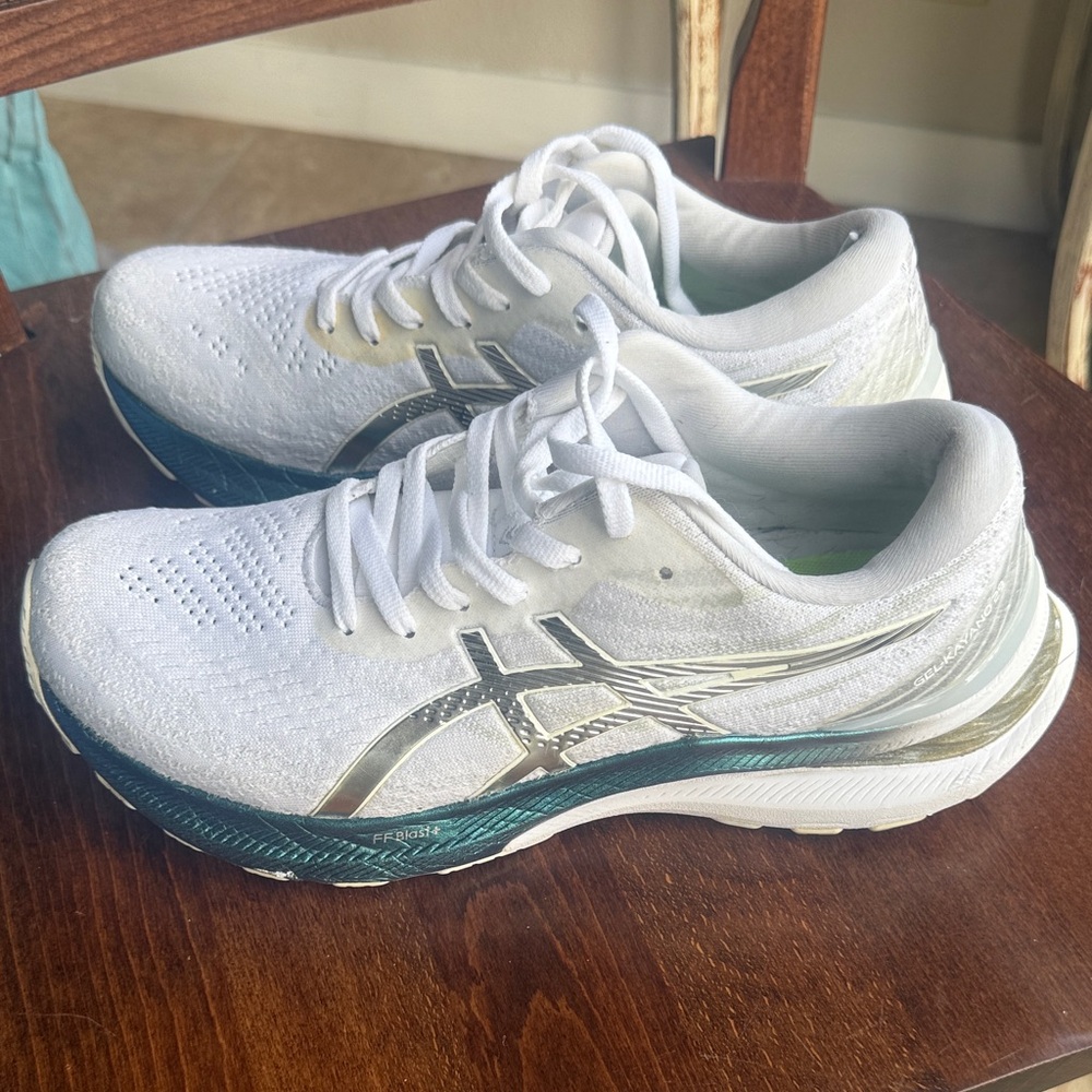ASICS Women's White and Teal Athletic Shoes size 9